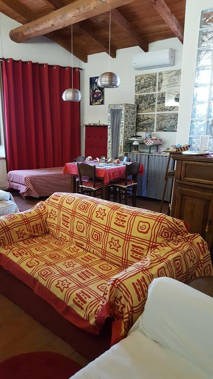 La Torretta - Cerreto Grue Bed & Breakfast Sarezzano Ngoại thất bức ảnh